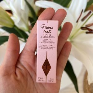 Charlotte Tillbury Pillow Talk Matte Revolution